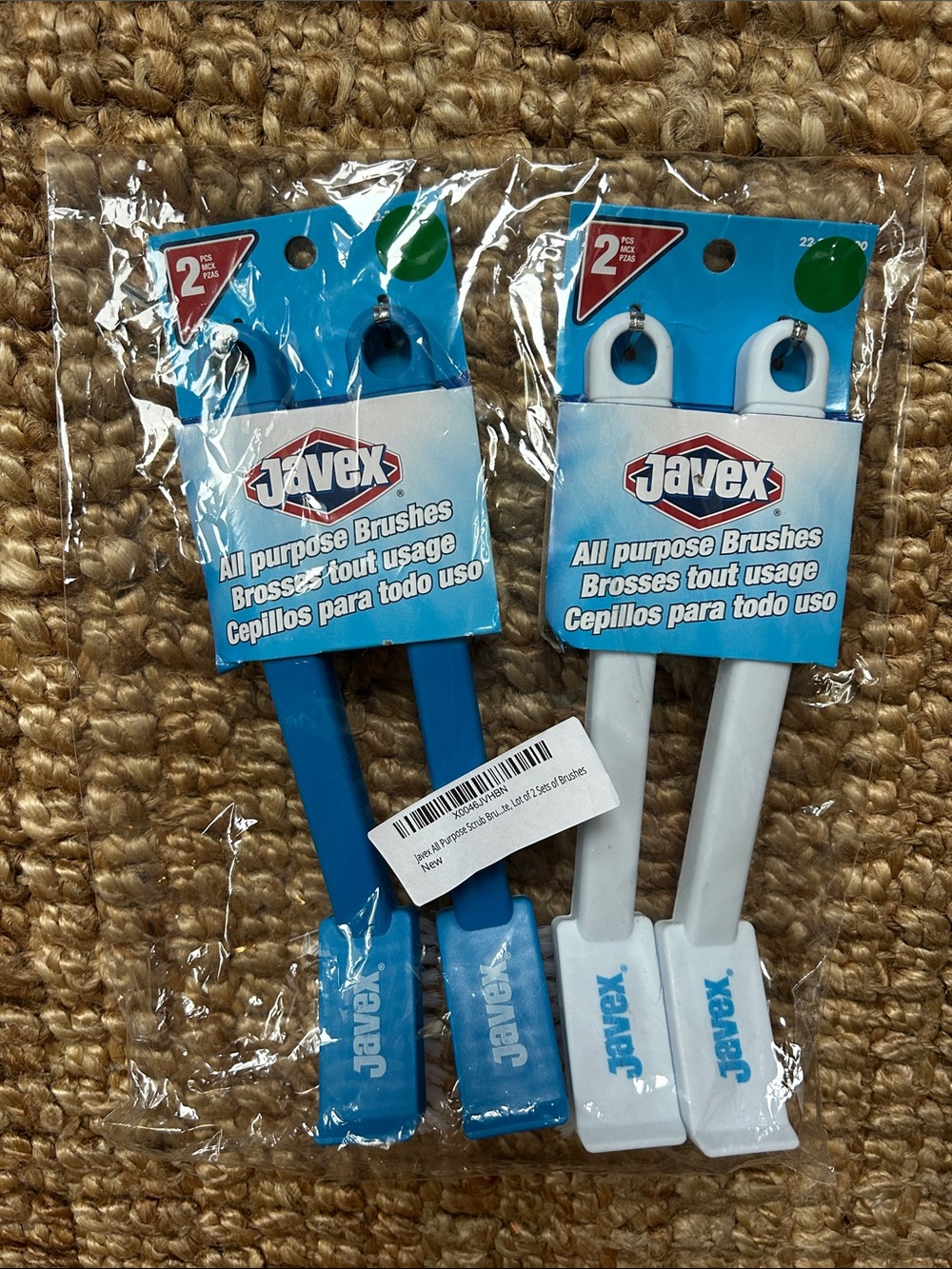 Javex all purpose 4 pack scrub brushes by Clorox (Go Clean Co) Dollarama